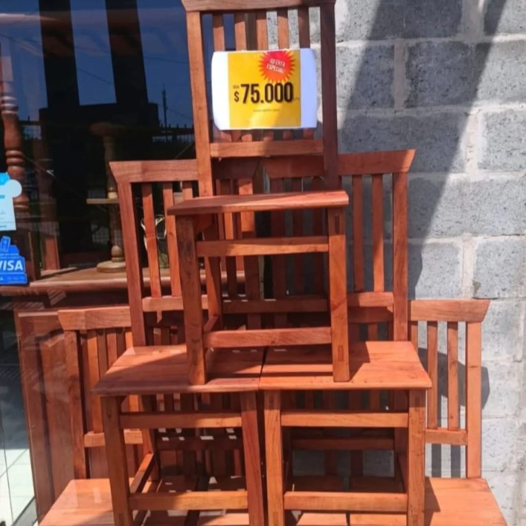 Sillas de algarrobo, mueble de algarrobo de Algarrobo Pilar